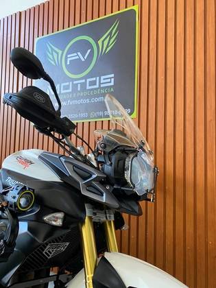 TRIUMPH TIGER 800XC TRIUMPH TIGER 800XC